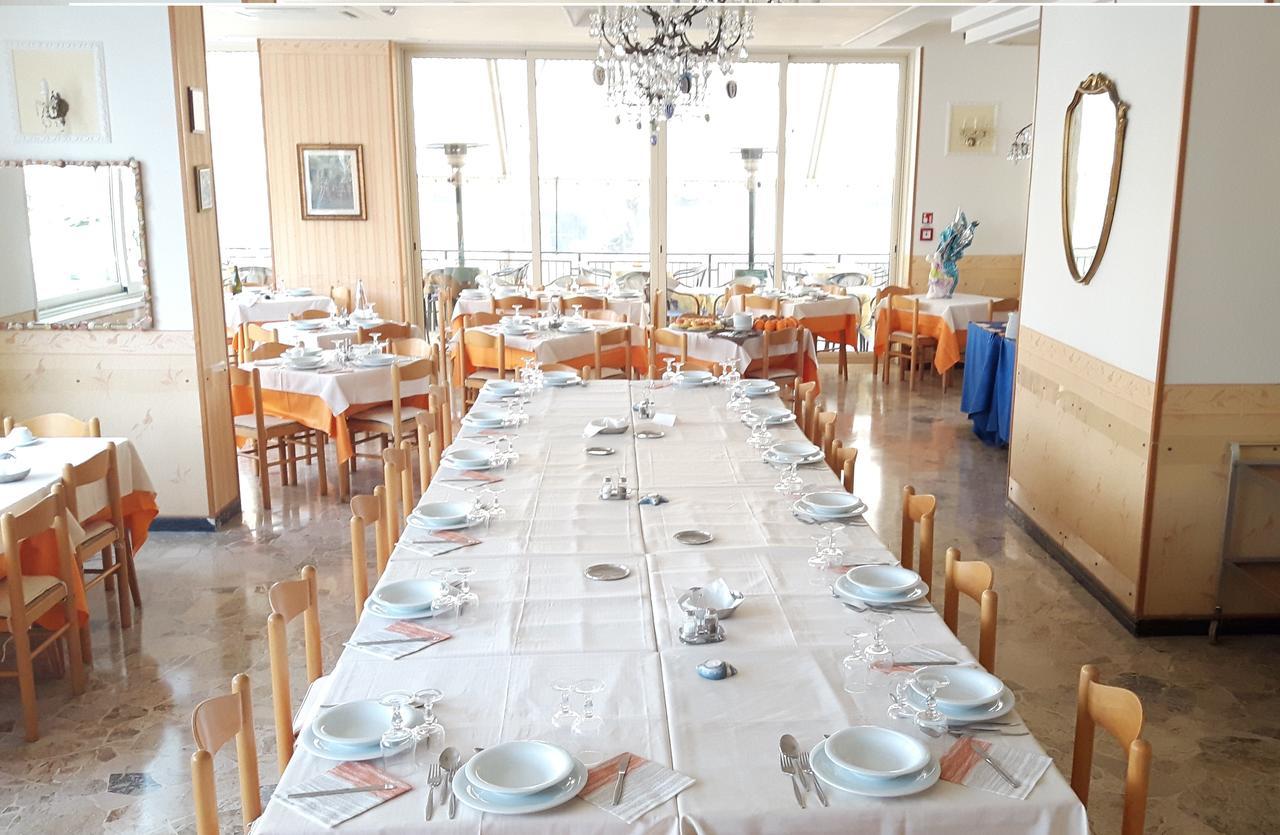 Hotel Moby Dick Rimini Dış mekan fotoğraf